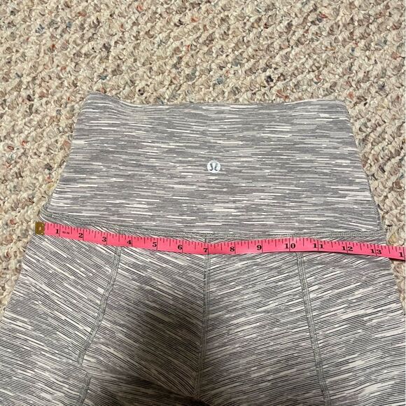 Lululemon Wunder Under Crop II *Scallop 23"- Space Gray- Size 4 - Picture 7 of 9